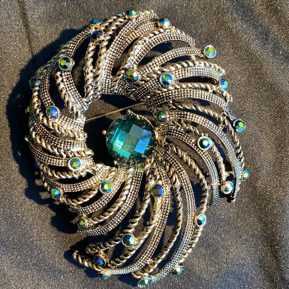 Ladies Pin